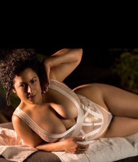 Olivia Sparkles - Touring Albury