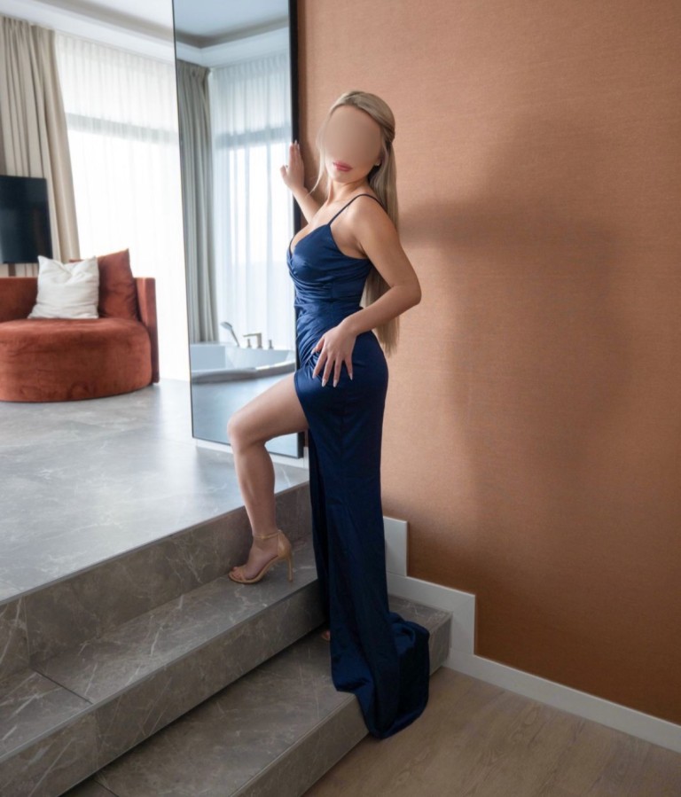 Noa  Lux  - Brussels