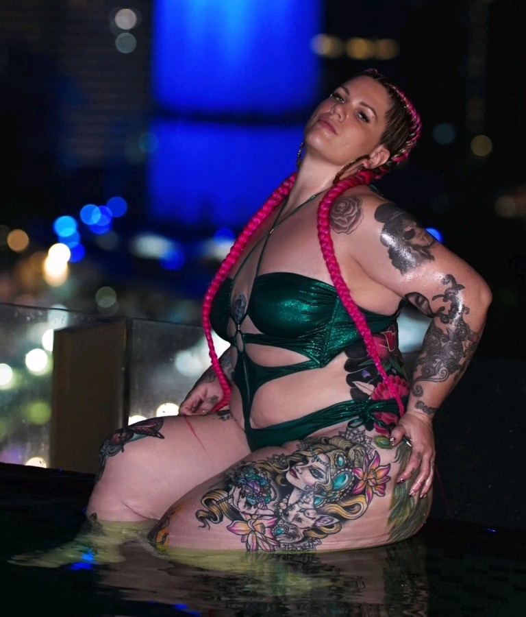 Zoe Hunter - Independent Escort in Perth - Roladex Escort near you