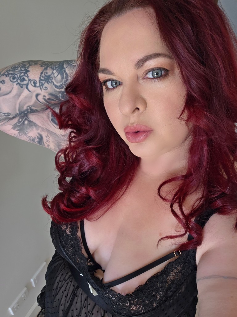 Darci  Grace - Touring Hobart